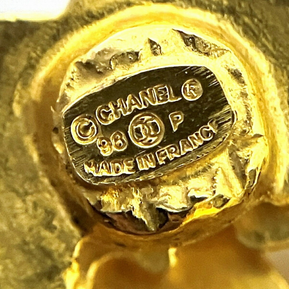 CHANEL Authentic Gold Earrings - Picture 6 of 9